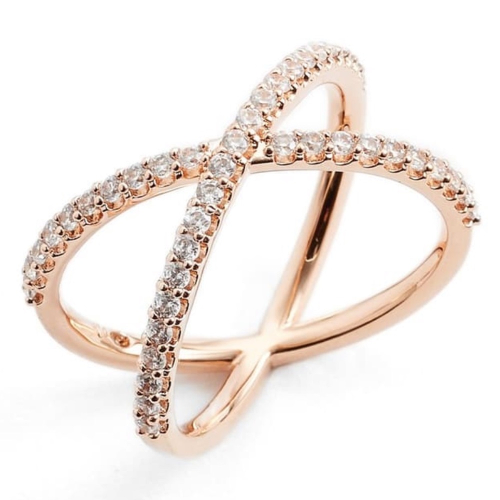 Rose gold cubic zirconia ring